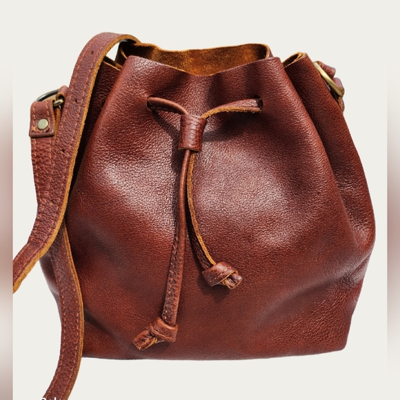 Portland Leather Handbags - Portland Leather Brown Crossbody BUCKET Bag with Soft Silhouette, EUC